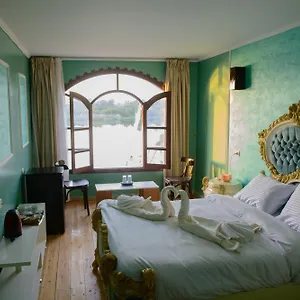 Eyaru Palace Nile View Hotel